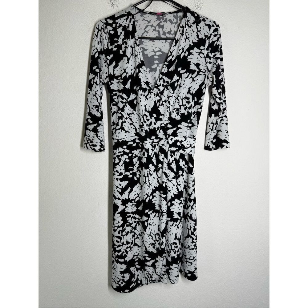 Vince Camuto Wrap Dress Black White Size XS Floral Print 3/4 sleeves See Notes